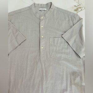 Club Monaco Light Tan Casual Button Down Deck Shirt Size Large EUC